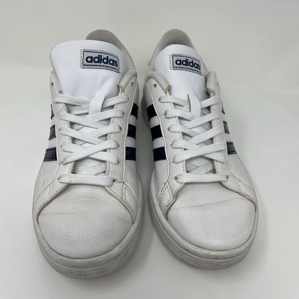 adidas Grand Court Leather Sneakers Womens 6.5 White Navy Blue Cloudfoam G28972